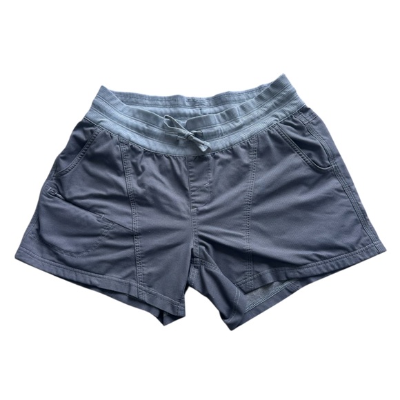 The North Face Pants - The North Face Women’s Medium Athletic Shorts Gray Active Hiking Gorpcore